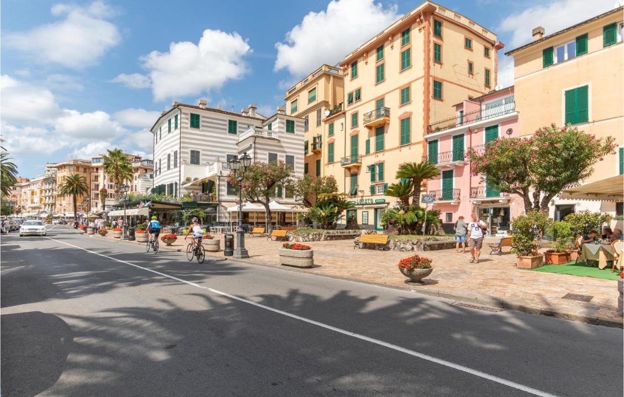 Amazing Apartment In Rapallo With Kitchen Екстериор снимка